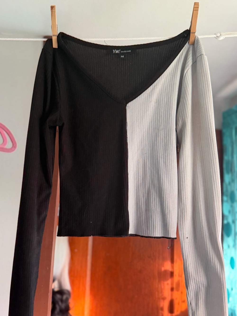 YMI Two-Tone Black and Light Gray Ribbed Long Sleeve Top